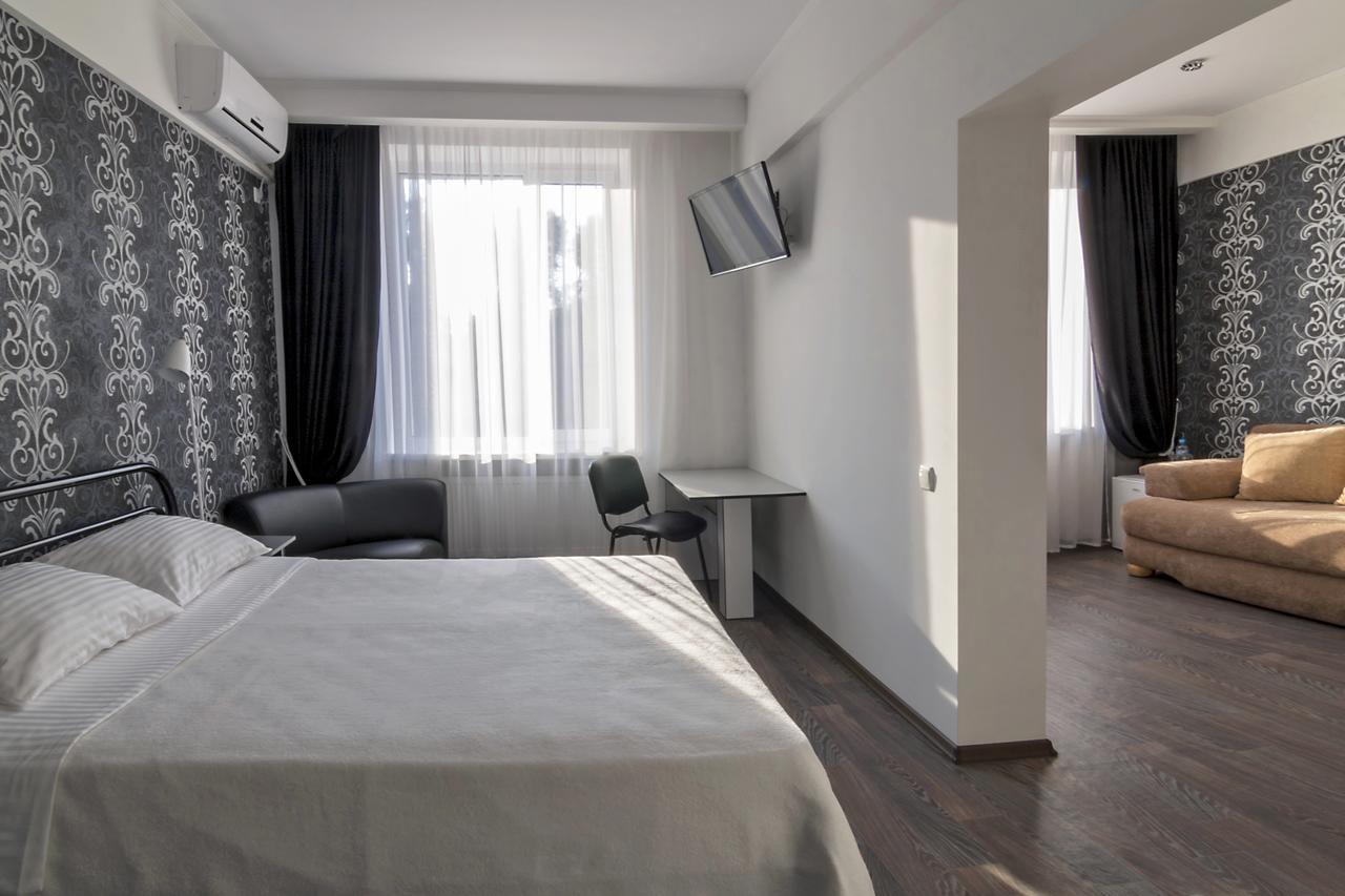 Centralny Hotel 克里沃罗格 外观 照片