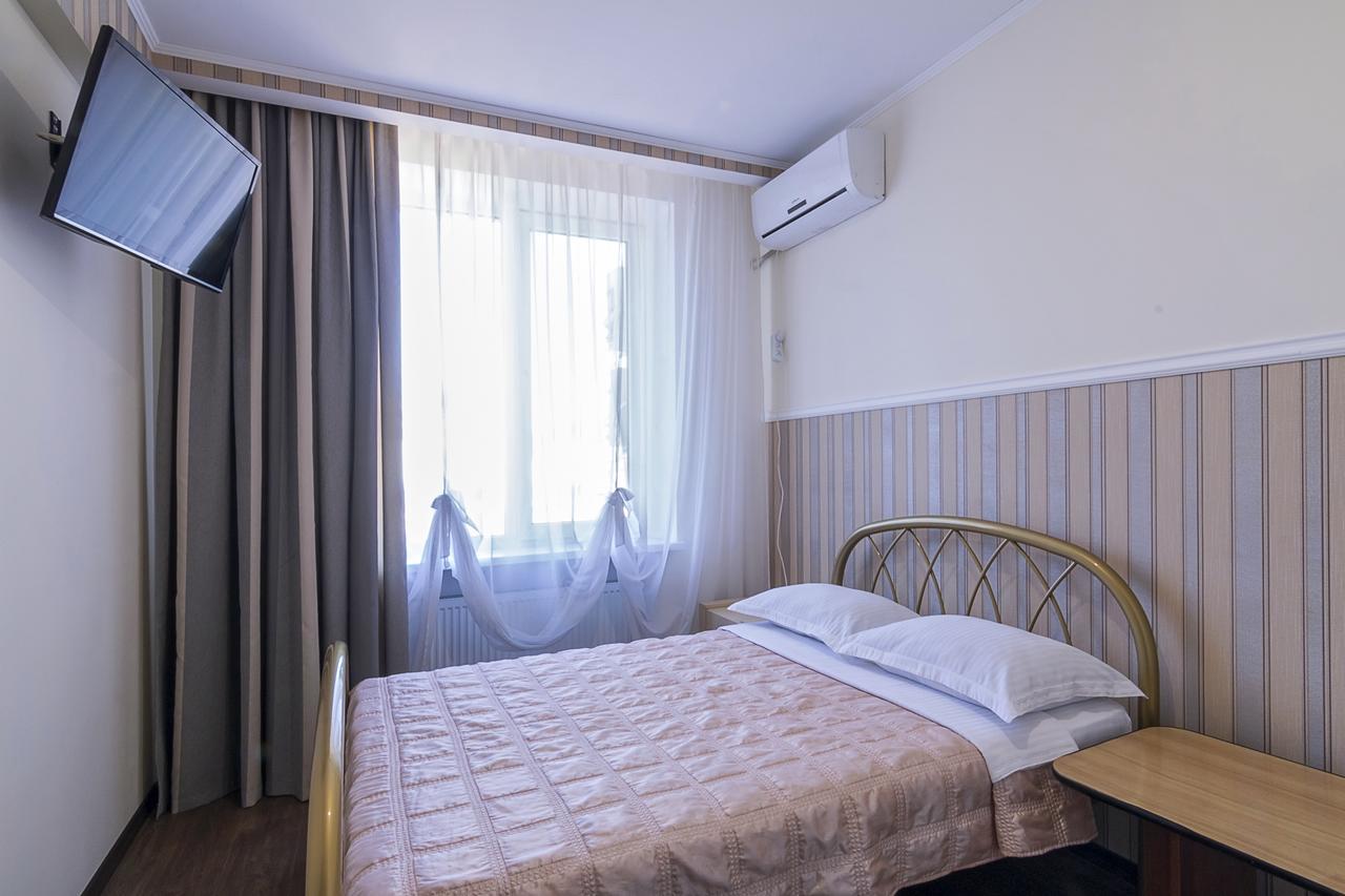 Centralny Hotel 克里沃罗格 外观 照片